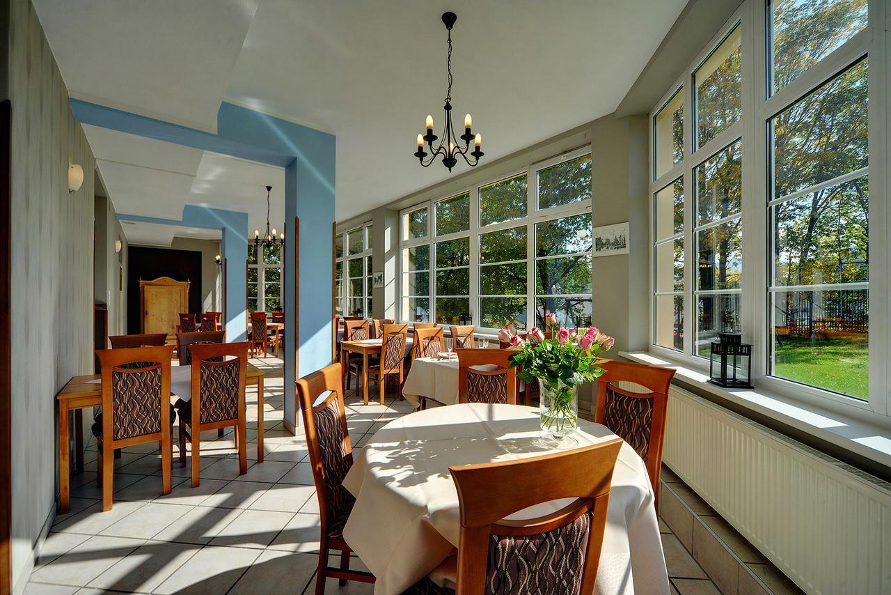 Hotel Belweder - Przy Hotelu Golebiewski คาร์ปัตซ์ ภายนอก รูปภาพ